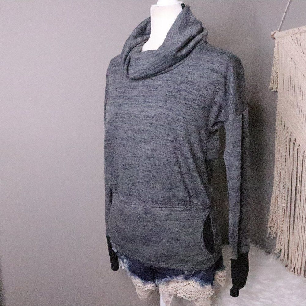 Athleta |‎ Batwing & Robin Cowl Neck Sweater XS
